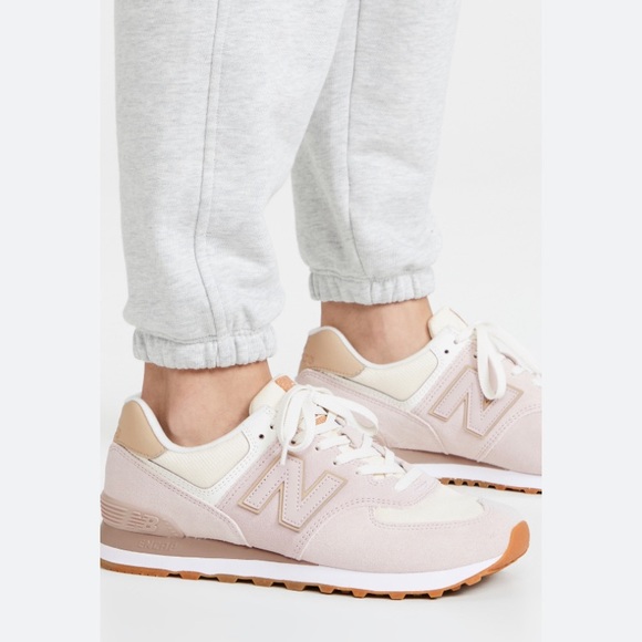 New Balance 574 Woman’s Sneaker - Picture 2 of 10